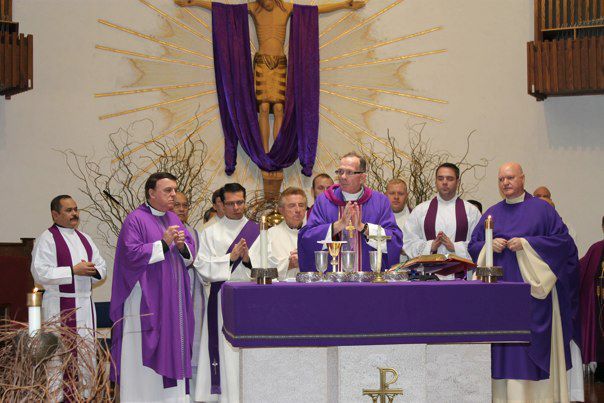 bishop-oconnell-saying-mass